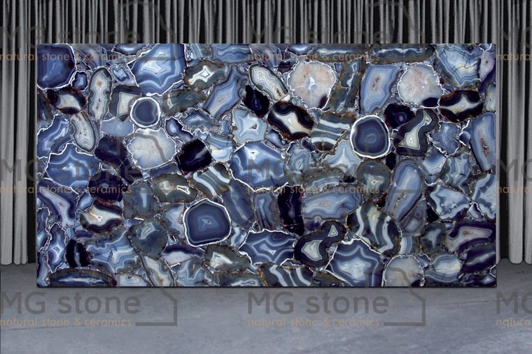 Полудрагоценные камни Agate Blue